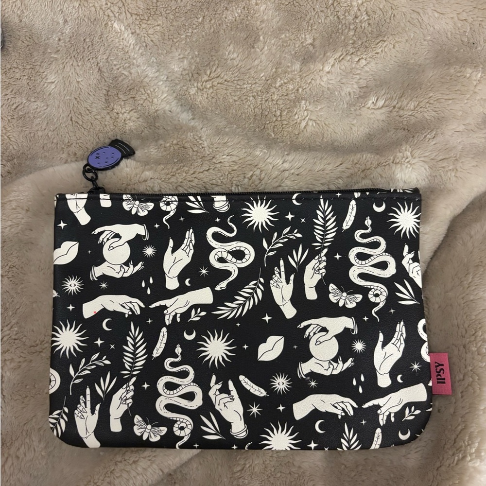 Ipsy Black and White Cosmetic Bag